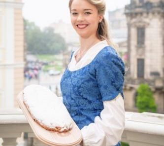 f2m-bub-KW39-Johanna_Worm_Stollenmaedchen_2025