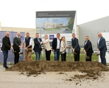 f2m-bub-KW39-Spatenstich_Guschlbauer_OÖ