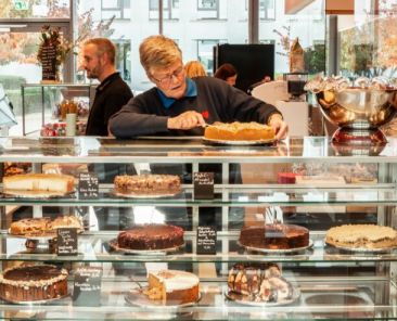 f2m-bub-KW40-Kuchentratsch_Cafe