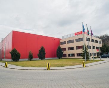 f2m-bub-KW12-prestige_fabrik_bulgarien