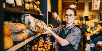 f2m-bub-KW31-baeckerei_junge