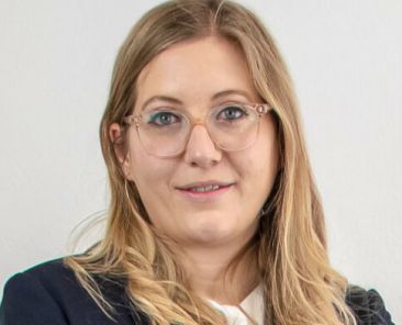 f2m-bub-KW06-Alexandra_Mischer