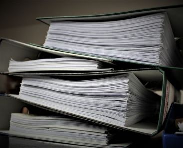 f2m-bub-KW39-pixabay_bureaucracy