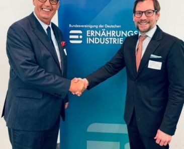 f2m-bub-KW13-Dr_Simon_bve