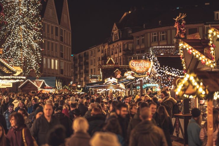 f2m-bub-KW47-pixabay_Weihnachtsmarkt