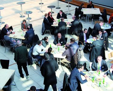 f2m-bub-01-26-Tagungen-pause