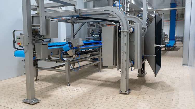 f2m-bub-02-25-Produktion-Maschine DSC00632