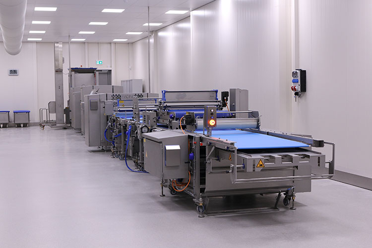 f2m-bub-02-25-Produktion-brot brotchen anlage