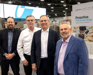 f2m-bub-06-25-Märkte-Coperion FHN Leadership - IBIE25