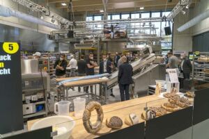 f2m-bub-2021-06-Produktion-Brot-expo