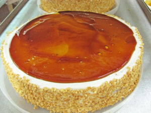 f2m-bub-21-05-produktion- Caramel Torte
