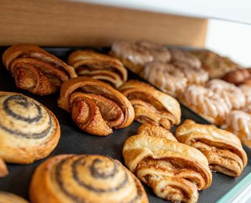 f2m-bub-26-04_DEH-Franzbrötchen