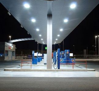 f2m-bub-KW43-pixabay_Tankstelle