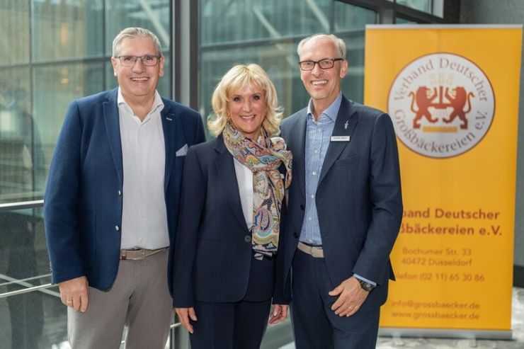 f2m-bub-KW37-neues_praesidium_grossbaecker