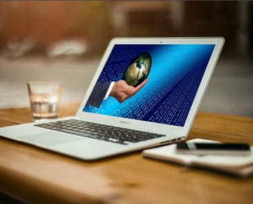 f2m-bub-KW13-pixabay_Mohamed_Hassan